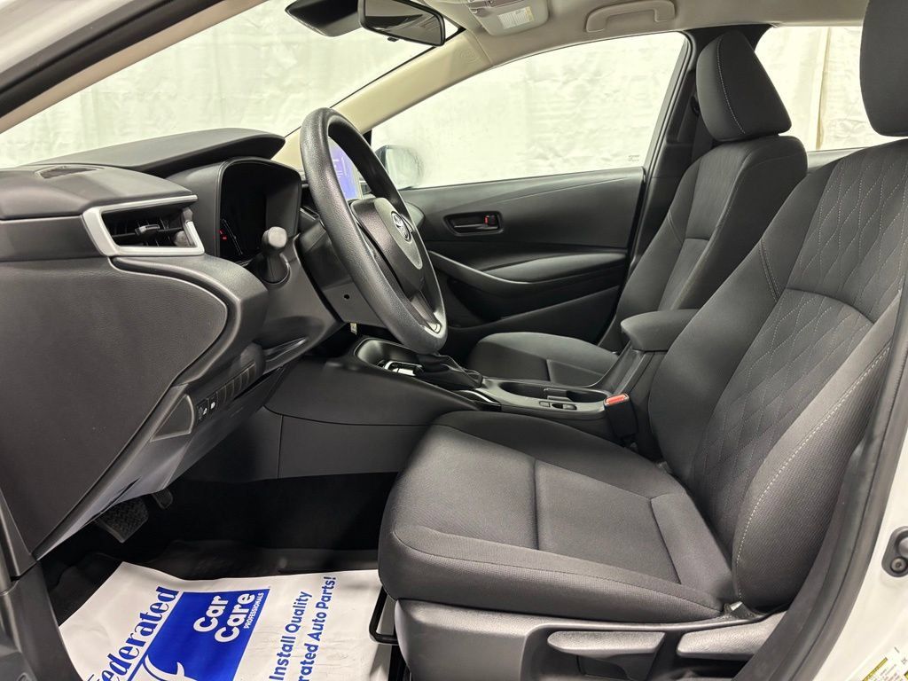 Used 2026 Toyota Corolla LE FWD image 13