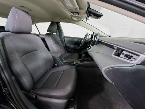 Used 2024 Toyota Corolla LE image 28