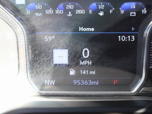 Used 2021 GMC Yukon Denali w/ Advanced Technology Package image 31