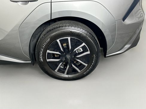 Used 2026 Toyota bZ FWD image 11