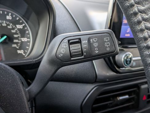 Used 2020 Ford EcoSport SES image 16