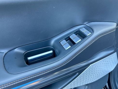 Used 2025 Lincoln Navigator Black Label image 22