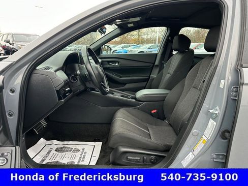 Used 2024 Honda Accord Sport image 16