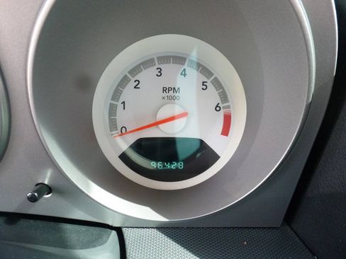 Used 2009 Dodge Avenger SXT FWD image 13