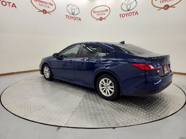 Used 2025 Toyota Camry LE FWD image 6