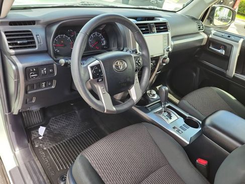 Used 2022 Toyota 4Runner Trail Special Edition AWD/4WD image 19