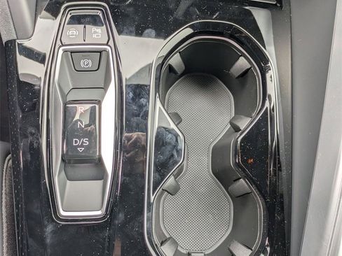 New 2025 Audi SQ5 Premium Plus image 28