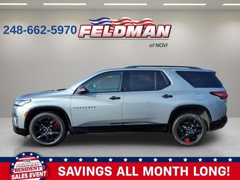 Used 2023 Chevrolet Traverse Premier w/ Redline Edition image 2