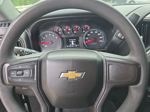 Used 2020 Chevrolet Silverado 1500 Custom w/ Custom Value Package AWD/4WD image 20