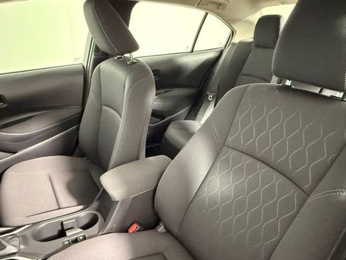 Used 2026 Toyota Corolla LE image 30