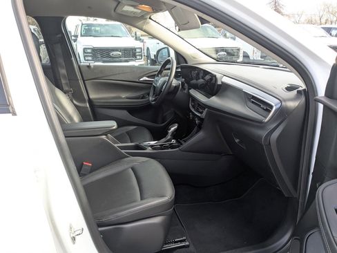 Used 2024 Buick Encore GX Sport Touring image 31