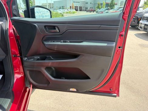 Used 2024 Honda Odyssey Sport image 10