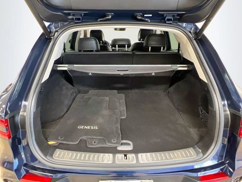 Used 2022 Genesis GV70 2.5T w/ Select Package AWD/4WD image 28