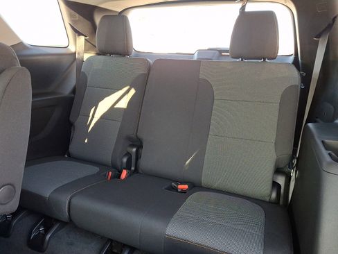 Used 2020 Chevrolet Traverse LT w/ Driver Confidence II Package image 11