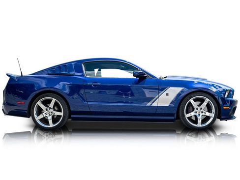 Used 2014 Ford Mustang GT Premium w/ GT Track Package RWD image 2