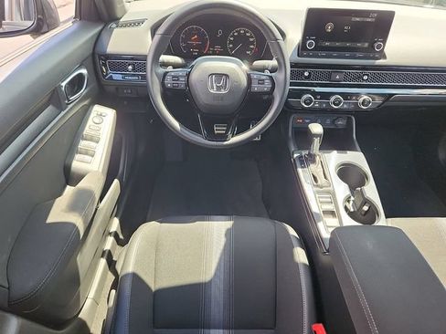 Used 2025 Honda Civic Sport image 11
