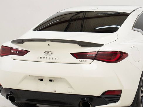 Used 2017 INFINITI Q60 3.0t w/ Premium Plus Package 3.0T image 18