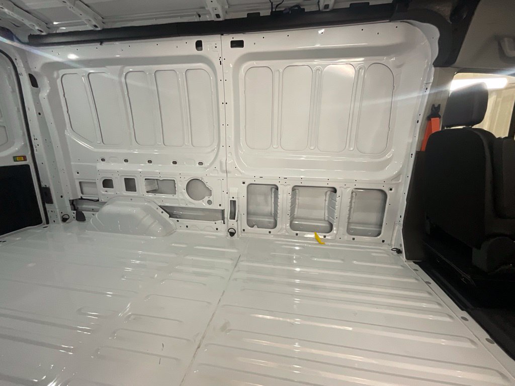 Used 2026 Ford Transit 150 148 Medium Roof w/ Fleet Fuel Economy Package RWD image 15