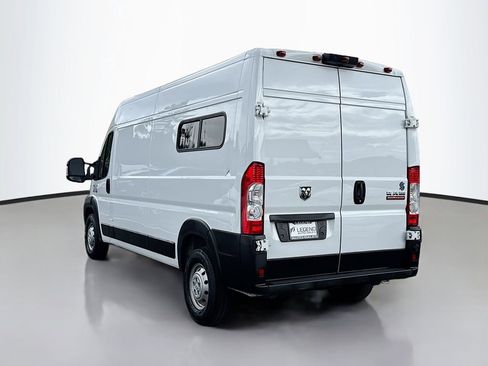 Used 2021 RAM ProMaster 2500 w/ Convenience Group FWD image 8