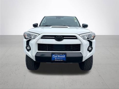 Used 2021 Toyota 4Runner Venture w/ Moonroof Package image 3