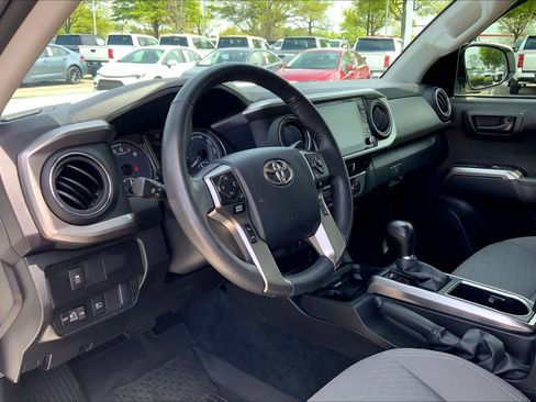 Used 2023 Toyota Tacoma SR5 w/ Technology Package image 17