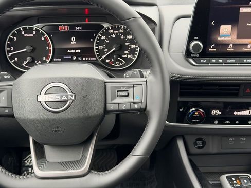 New 2026 Nissan Rogue SV w/ Cold Weather Package FWD image 22