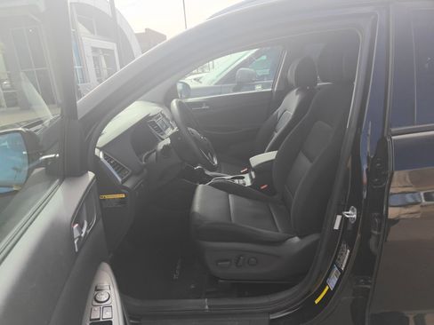 Used 2016 Hyundai Tucson SE w/ Option Group 02 image 5