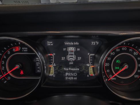 Used 2022 Jeep Wrangler Unlimited Rubicon w/ Trailer Tow Package image 10