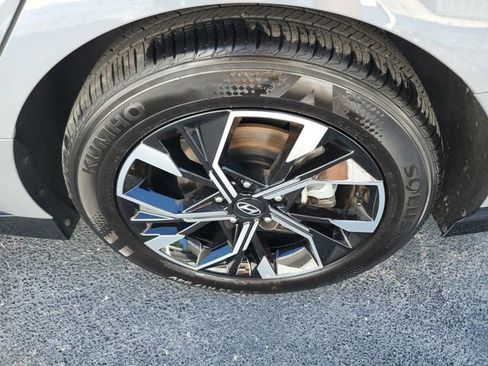 Used 2025 Hyundai Sonata SEL FWD image 27