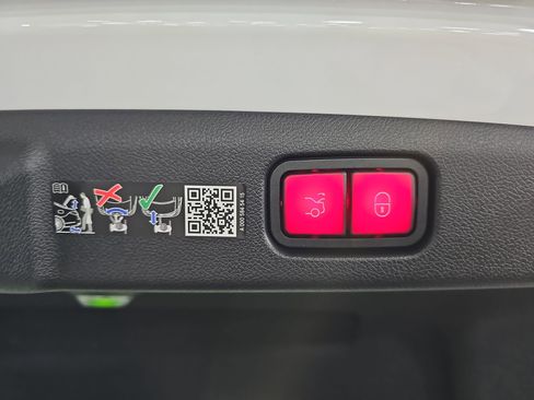 New 2026 Mercedes-Benz E 450 E 450 image 13