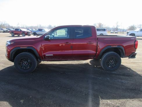 New 2026 GMC Canyon Elevation w/ Convenience Package image 9