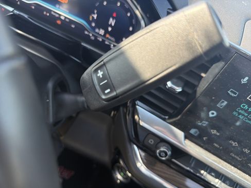 Used 2025 Chevrolet Silverado 1500 LT AWD/4WD image 23