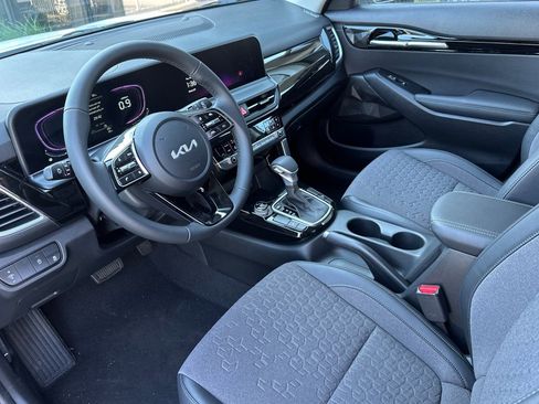 New 2026 Kia Seltos S image 11