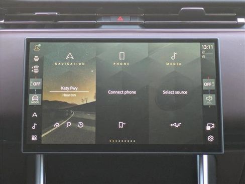 New 2025 Land Rover Range Rover SE image 12