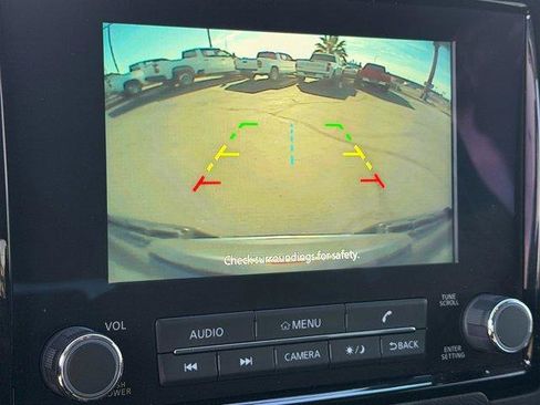 Used 2022 Nissan Frontier SV image 27