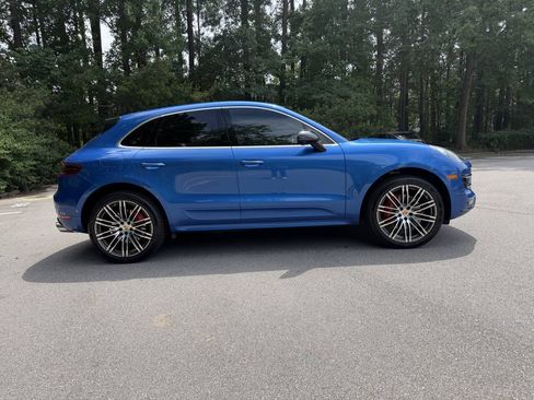 Used 2017 Porsche Macan Turbo w/ Premium Package Plus AWD/4WD image 4