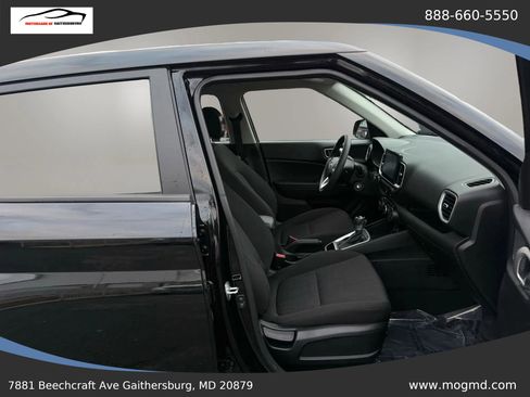 Used 2023 Hyundai Venue SE w/ Cargo Package image 20