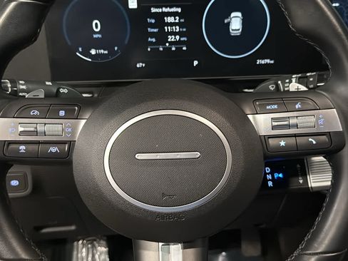 Used 2024 Hyundai Kona SEL w/ Convenience Package AWD/4WD image 11