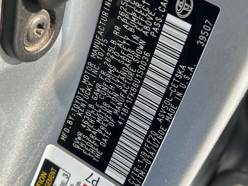 Used 2016 Toyota Camry SE image 34