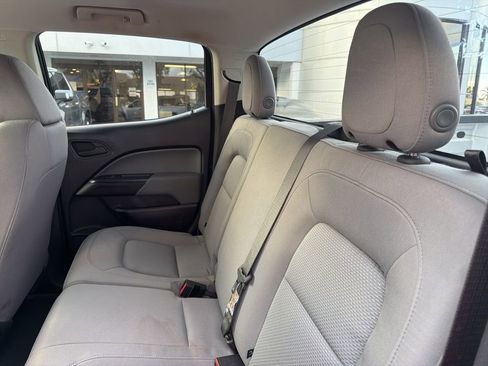 Used 2018 GMC Canyon 2WD Crew Cab w/ Convenience Package image 11