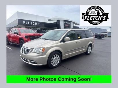 Used 2015 Chrysler Town & Country Touring w/ Driver Convenience Group