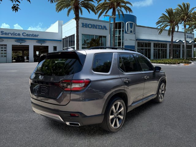 Used 2024 Honda Pilot Elite image 8