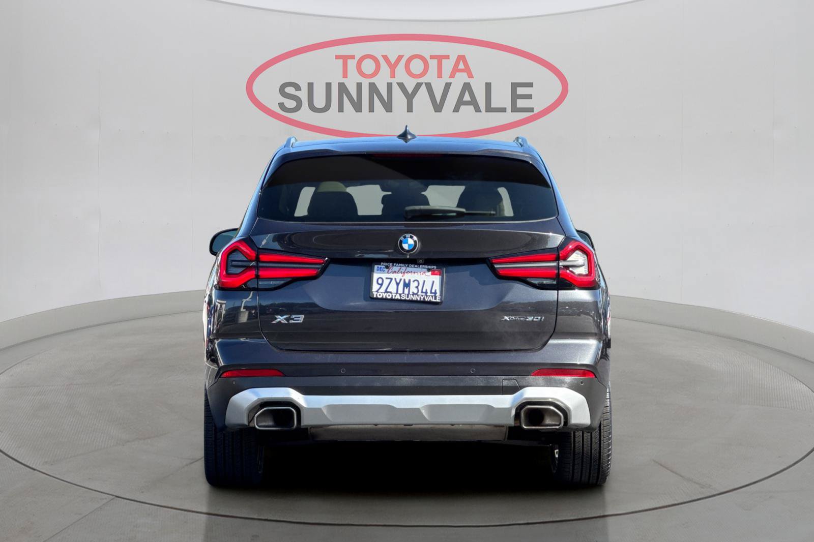 Used 2022 BMW X3 xDrive30i w/ Convenience Package AWD/4WD image 8
