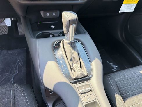 New 2026 Honda HR-V LX image 16