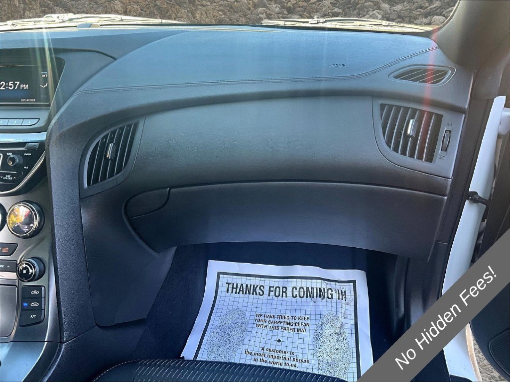 Used 2016 Hyundai Genesis 3.8 RWD image 12