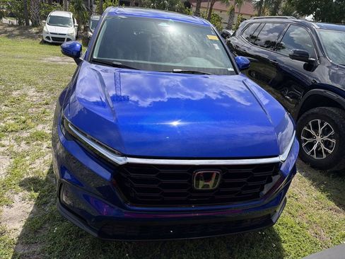 Used 2023 Honda CR-V EX-L image 2