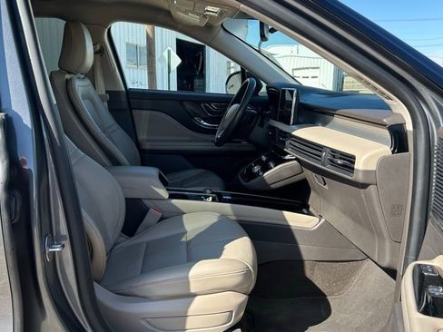 Used 2021 Lincoln Corsair AWD w/ Equipment Group 101A image 26