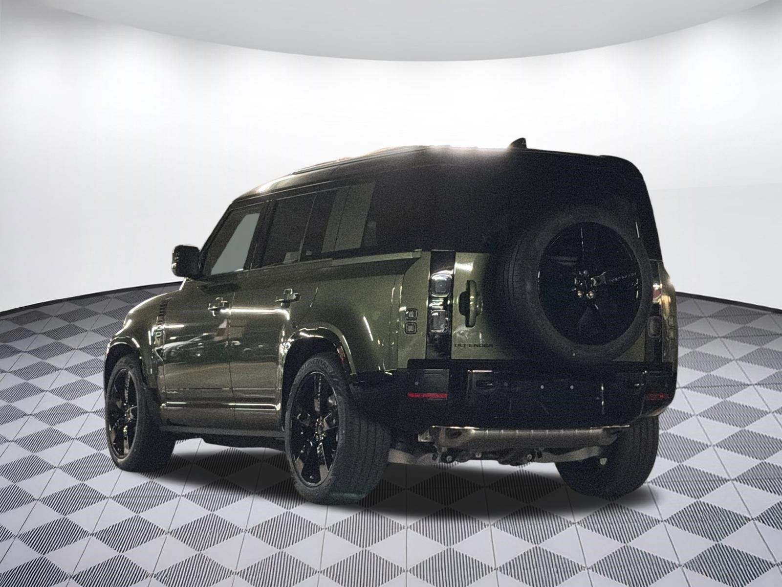 New 2026 Land Rover Defender 110 X-Dynamic SE AWD/4WD image 3