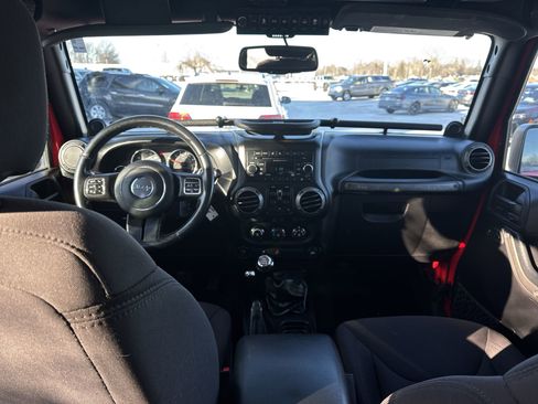 Used 2014 Jeep Wrangler Unlimited Sport w/ Quick Order Package 23S image 17