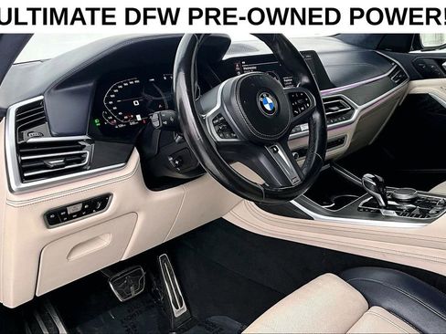 Used 2022 BMW X7 xDrive40i w/ M Sport Package AWD/4WD image 16